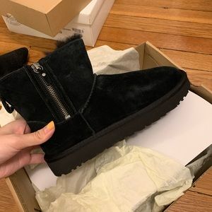 UGG classic mini double zip boots